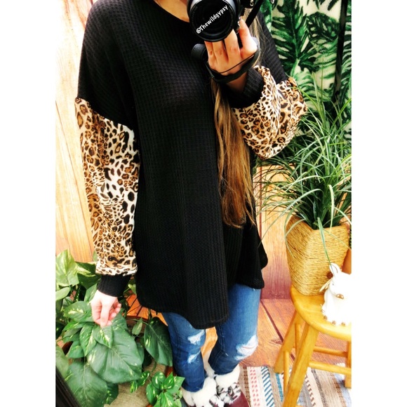 NWT Cheetah print waffle knit long sleeve ✨ - Picture 3 of 7